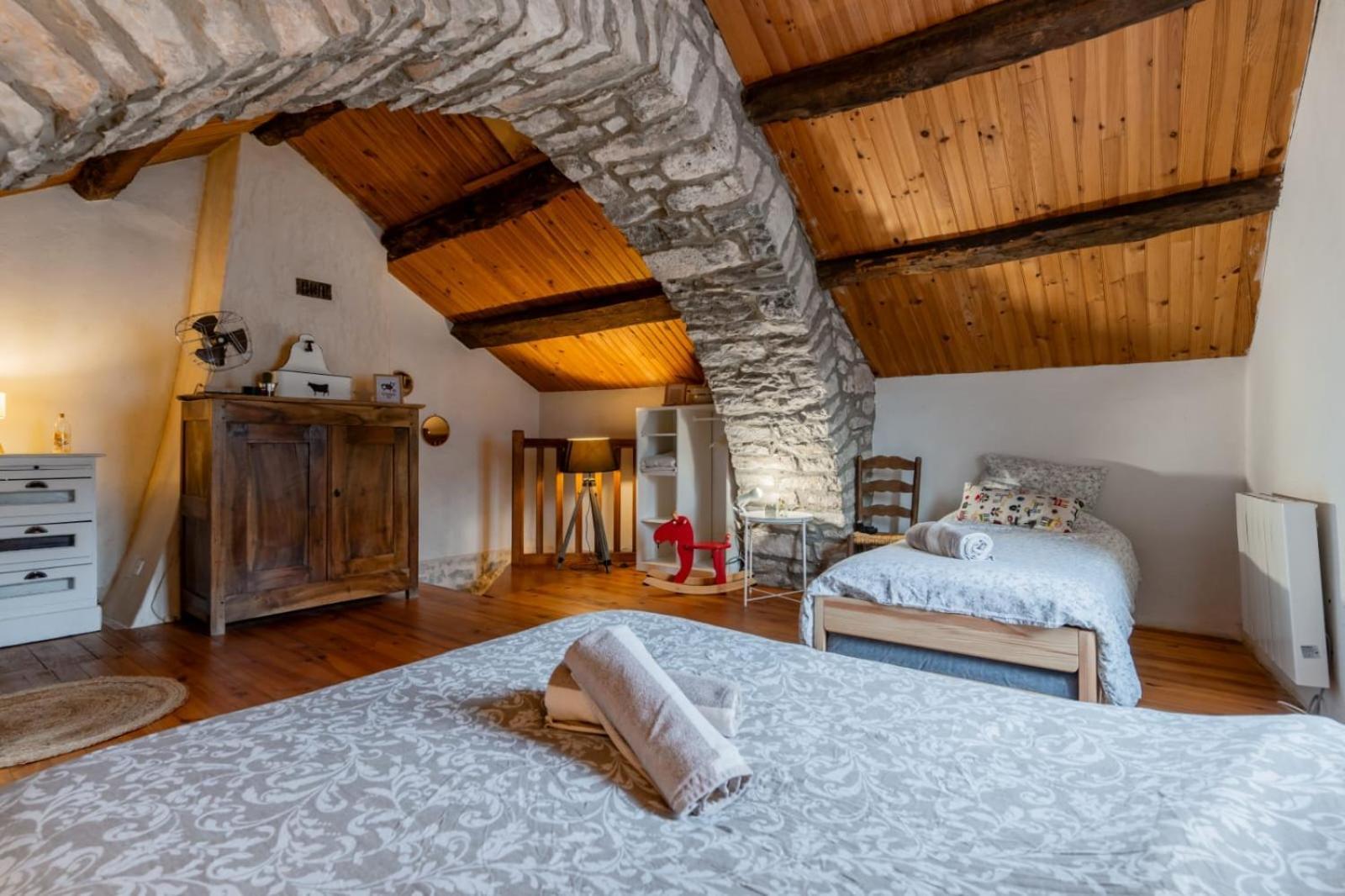 Maison De Village Au Coeur Des Remparts 圣莱伊德苏 外观 照片